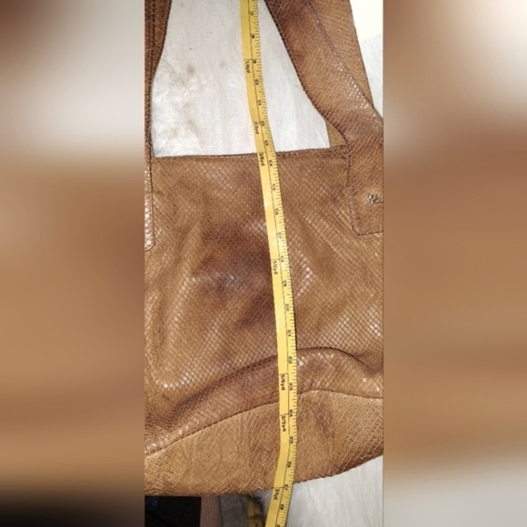 Jenrigo Italy Vintage Distressed Snakeskin Embossed Leather Shoulder Bag - Picture 9 of 15